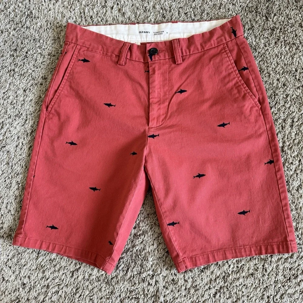 Old Navy Ultimate Slim Shorts 30 Red‎ Shark Print Chino Casual Summer